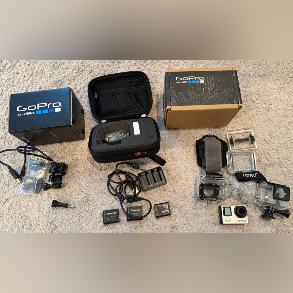 GoPro Hero 4 Silver bundle set